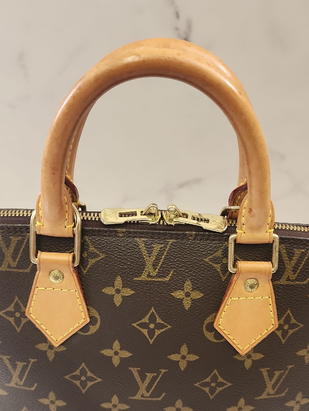 Authentic Vintage Louis Vuitton Monogram Alma PM HandBag With Digital COA - Picture 5 of 13